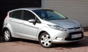 FORD Fiesta  | FWD (przód) | Manualna | 82 KM | Srebrny full