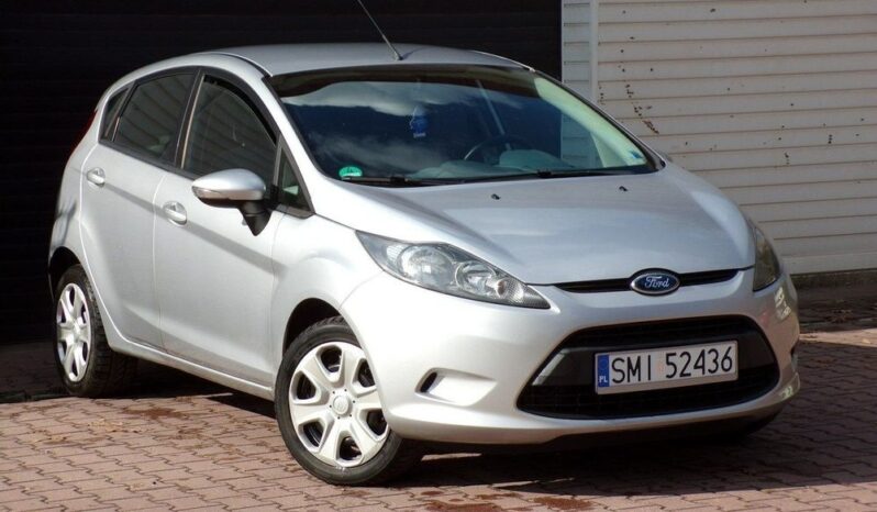 FORD Fiesta  | FWD (przód) | Manualna | 82 KM | Srebrny full