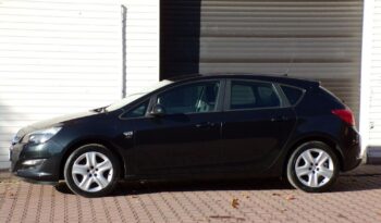 OPEL Astra | FWD (przód) | Manualna | 140 KM | Czarny full