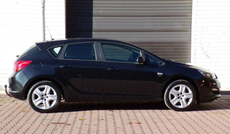 OPEL Astra | FWD (przód) | Manualna | 140 KM | Czarny full