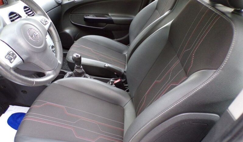 OPEL Corsa  | FWD (przód) | Manualna | 85 KM | Srebrny full