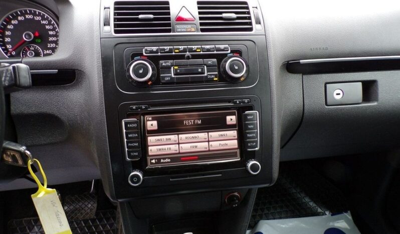 VOLKSWAGEN Touran  | FWD (przód) | Automatyczna | 170 KM | Czarny full