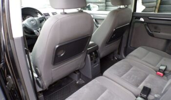VOLKSWAGEN Touran  | FWD (przód) | Automatyczna | 170 KM | Czarny full