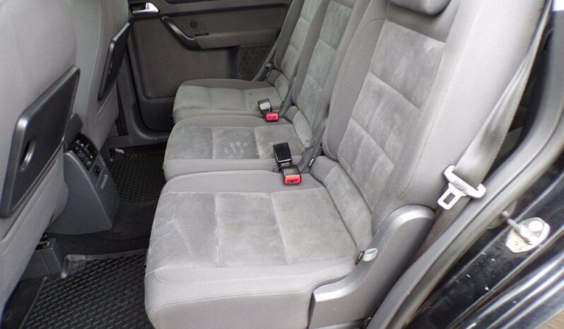 VOLKSWAGEN Touran  | FWD (przód) | Automatyczna | 170 KM | Czarny full