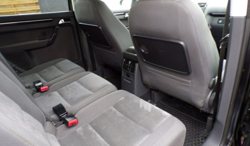 VOLKSWAGEN Touran  | FWD (przód) | Automatyczna | 170 KM | Czarny full