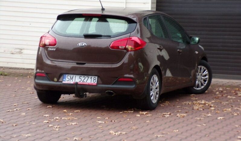 KIA Ceed  | FWD (przód) | Manualna | 100 KM | Brązowy full