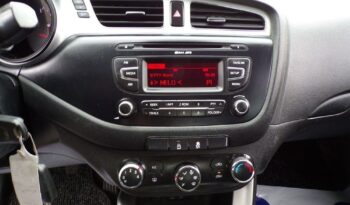 KIA Ceed  | FWD (przód) | Manualna | 100 KM | Brązowy full