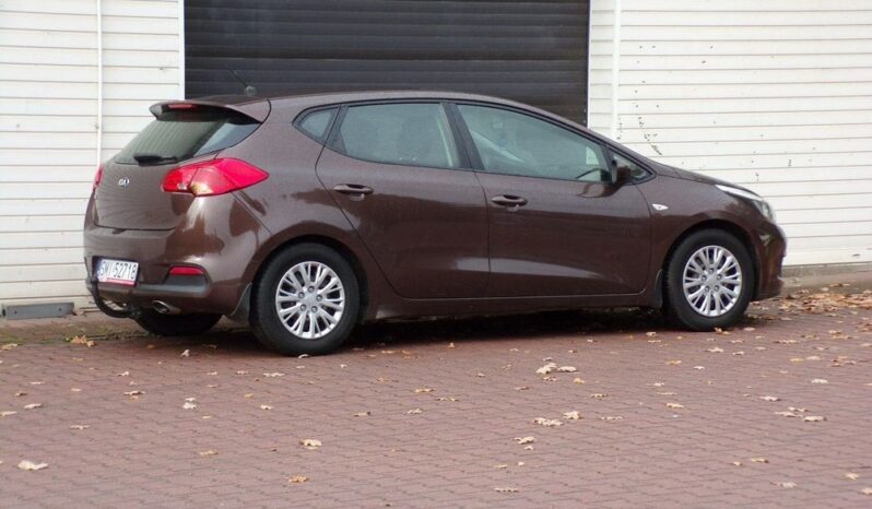 KIA Ceed  | FWD (przód) | Manualna | 100 KM | Brązowy full