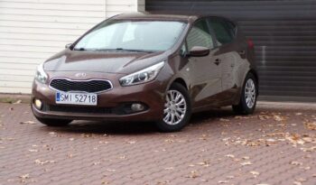 KIA Ceed  | FWD (przód) | Manualna | 100 KM | Brązowy full