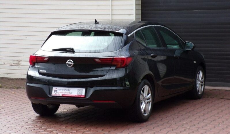 OPEL Astra | FWD (przód) | Manualna | 125 KM | Czarny full