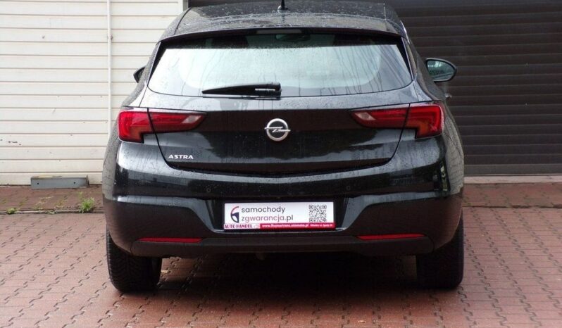 OPEL Astra | FWD (przód) | Manualna | 125 KM | Czarny full