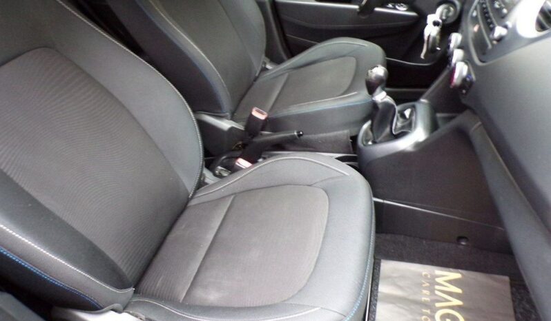 HYUNDAI i10  | FWD (przód) | Manualna | 66 KM | Czarny full