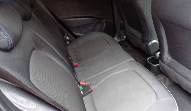 HYUNDAI i10  | FWD (przód) | Manualna | 66 KM | Czarny full