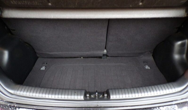 HYUNDAI i10  | FWD (przód) | Manualna | 66 KM | Czarny full