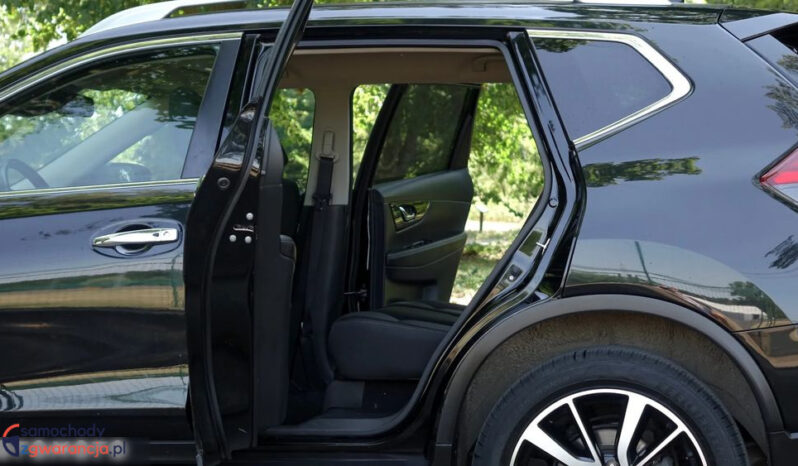 NISSAN X-Trail  | 4×4 (stały) | Manualna | 177 KM | Czarny full