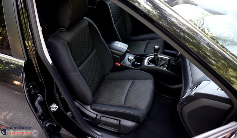 NISSAN X-Trail  | 4×4 (stały) | Manualna | 177 KM | Czarny full