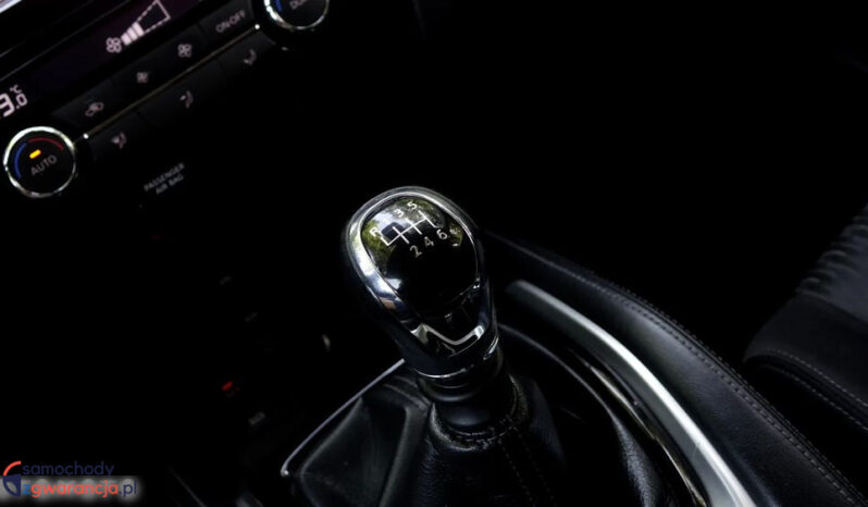 NISSAN X-Trail  | 4×4 (stały) | Manualna | 177 KM | Czarny full