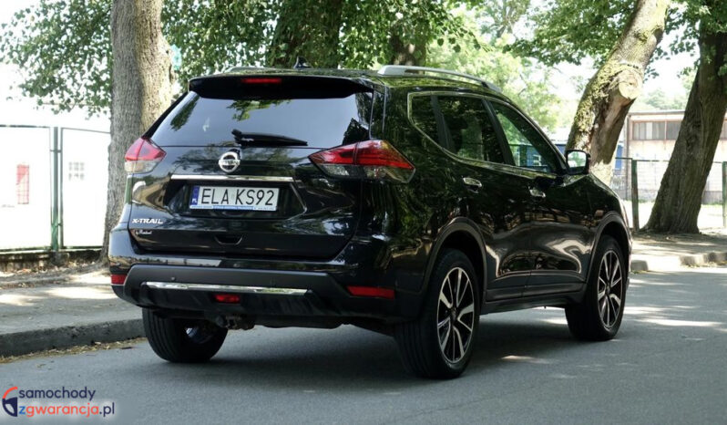 NISSAN X-Trail  | 4×4 (stały) | Manualna | 177 KM | Czarny full