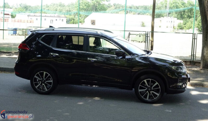 NISSAN X-Trail  | 4×4 (stały) | Manualna | 177 KM | Czarny full