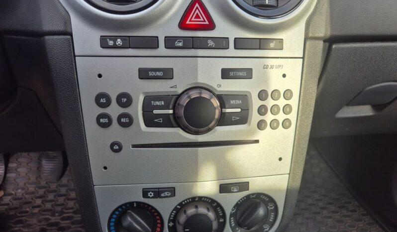 OPEL Corsa  | FWD (przód) | Manualna | 70 KM | Czarny full