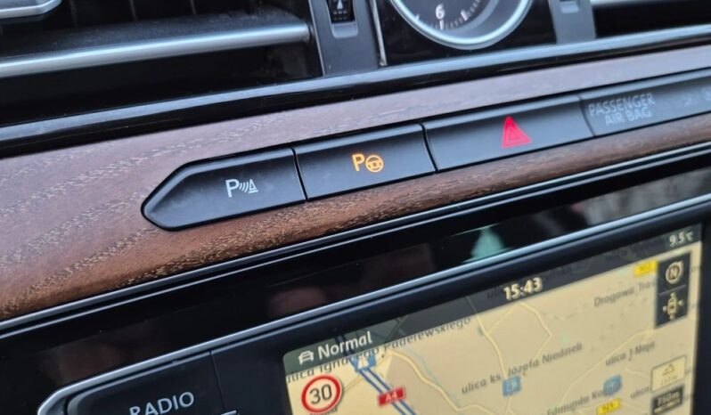 VOLKSWAGEN Passat  | 4×4 (stały) | Automatyczna | 240 KM | Czarny full