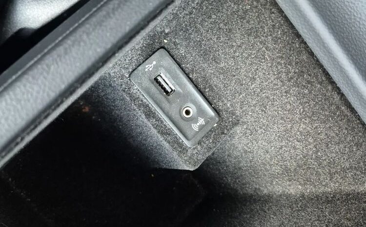 VOLKSWAGEN Passat  | 4×4 (stały) | Automatyczna | 240 KM | Czarny full