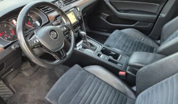 VOLKSWAGEN Passat  | 4×4 (stały) | Automatyczna | 240 KM | Czarny full