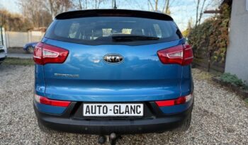 KIA Sportage  | FWD (przód) | Manualna | 136 KM | Niebieski full