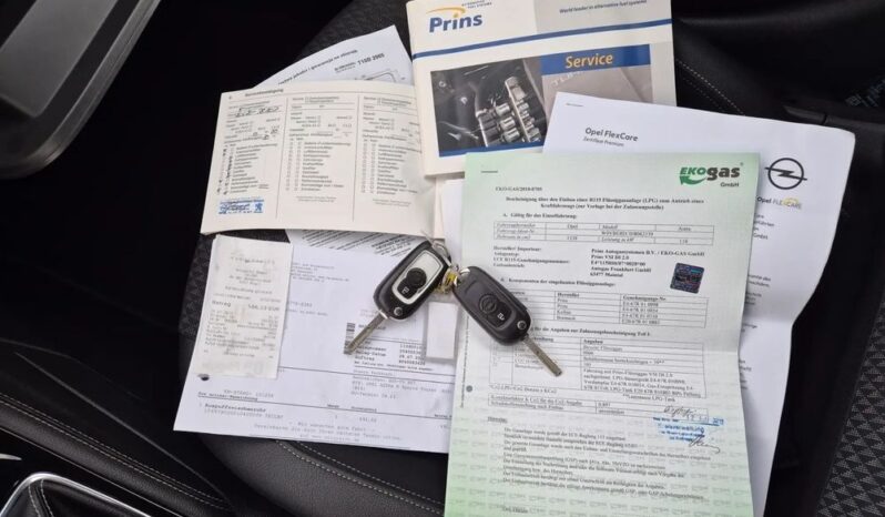 OPEL Astra | FWD (przód) | Manualna | 150 KM | Niebieski full