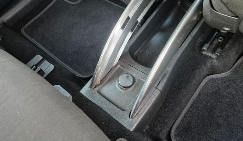 OPEL Meriva  | FWD (przód) | Manualna | 120 KM | Srebrny full