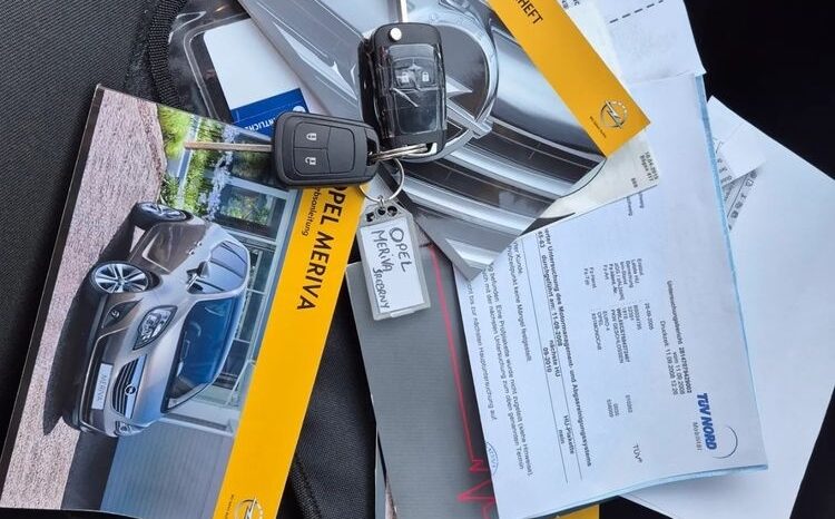 OPEL Meriva  | FWD (przód) | Manualna | 120 KM | Srebrny full