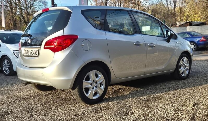 OPEL Meriva  | FWD (przód) | Manualna | 120 KM | Srebrny full