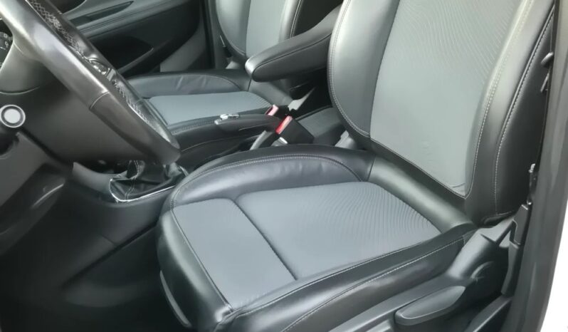 OPEL Mokka  | FWD (przód) | Manualna | 130 KM | Biały full