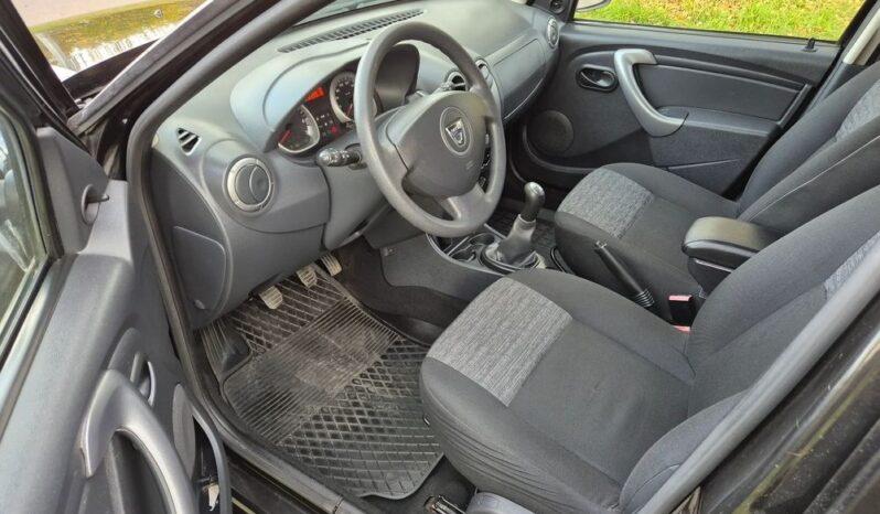 DACIA Duster  | FWD (przód) | Manualna | 105 KM | Czarny full