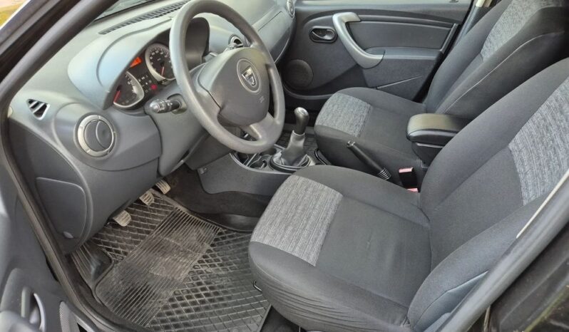 DACIA Duster  | FWD (przód) | Manualna | 105 KM | Czarny full