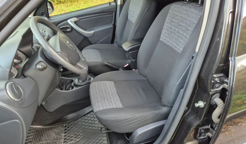 DACIA Duster  | FWD (przód) | Manualna | 105 KM | Czarny full