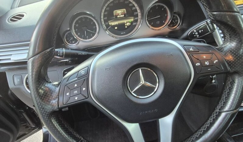 MERCEDES-BENZ Klasa E | RWD (tył) | Automatyczna | 136 KM | Czarny full