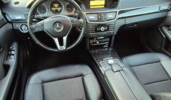 MERCEDES-BENZ Klasa E | RWD (tył) | Automatyczna | 136 KM | Czarny full