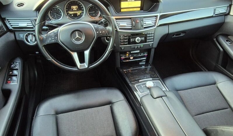 MERCEDES-BENZ Klasa E | RWD (tył) | Automatyczna | 136 KM | Czarny full