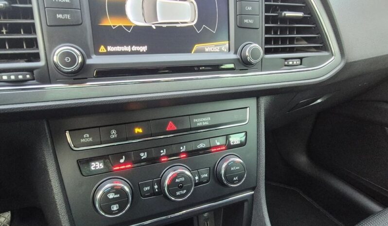 SEAT Leon  | FWD (przód) | Manualna | 184 KM | Niebieski full