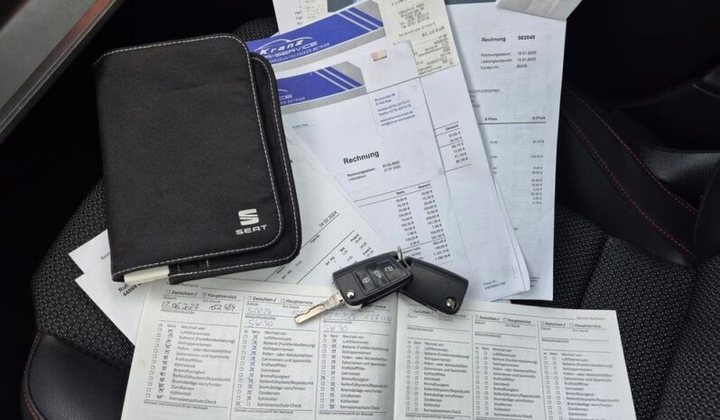 SEAT Leon  | FWD (przód) | Manualna | 184 KM | Niebieski full