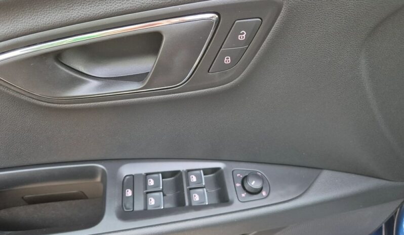 SEAT Leon  | FWD (przód) | Manualna | 184 KM | Niebieski full