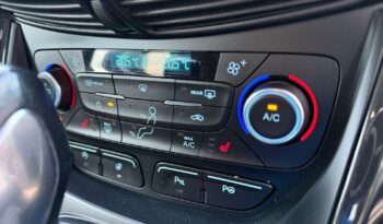 FORD Kuga  | 4×4 (stały) | Automatyczna | 182 KM | Czarny full