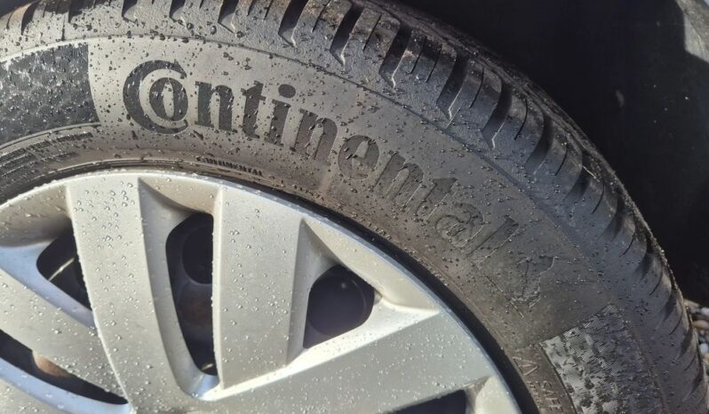 VOLKSWAGEN Polo  | FWD (przód) | Manualna | 90 KM | Srebrny full