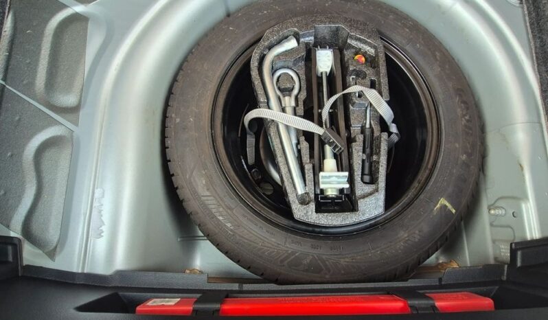 VOLKSWAGEN Polo  | FWD (przód) | Manualna | 90 KM | Srebrny full