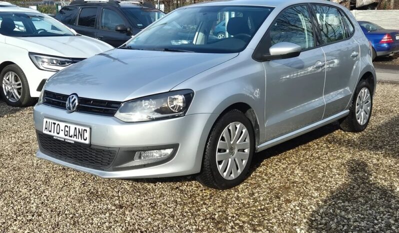 VOLKSWAGEN Polo  | FWD (przód) | Manualna | 90 KM | Srebrny full