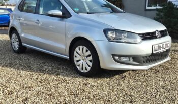 VOLKSWAGEN Polo  | FWD (przód) | Manualna | 90 KM | Srebrny full