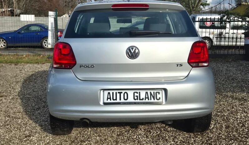 VOLKSWAGEN Polo  | FWD (przód) | Manualna | 90 KM | Srebrny full