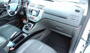 FORD Kuga  | 4×4 (doł. ręcznie) | Manualna | 140 KM | Biały full