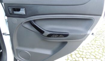 FORD Kuga  | 4×4 (doł. ręcznie) | Manualna | 140 KM | Biały full